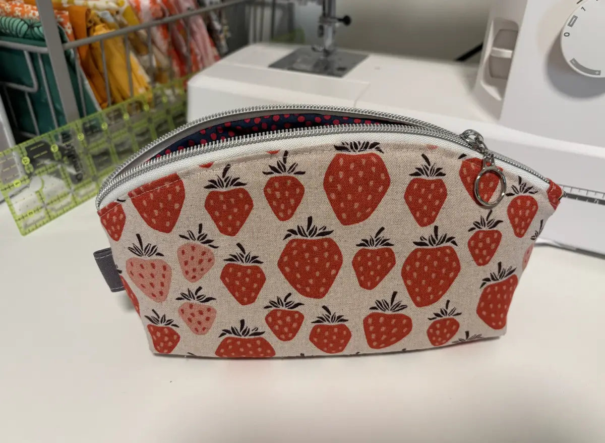 Medium Curved Top Zipper Pouch | Makeup or Travel Pouch