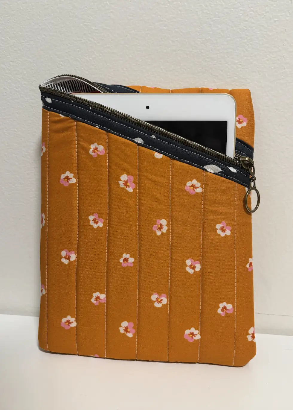 Quilted Diagonal Zip Tablet Sleeve