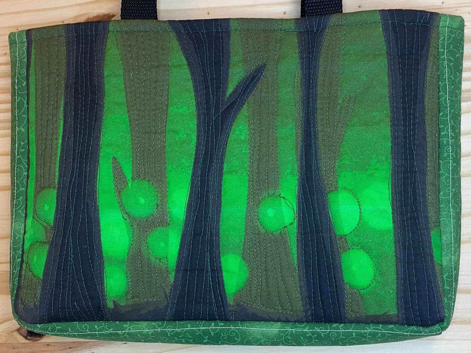 Walking Along shoulder bag - green