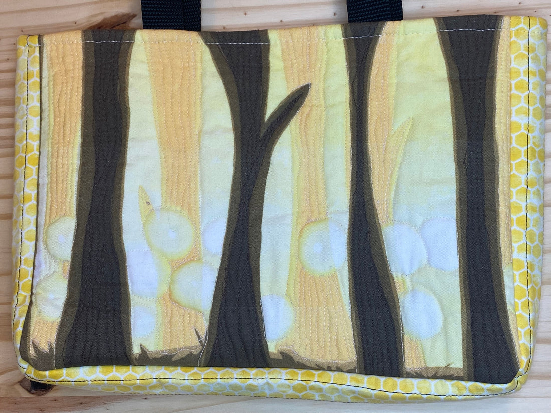 Walking Along shoulder bag - yellow