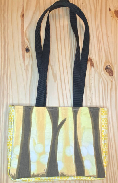 Walking Along shoulder bag - yellow