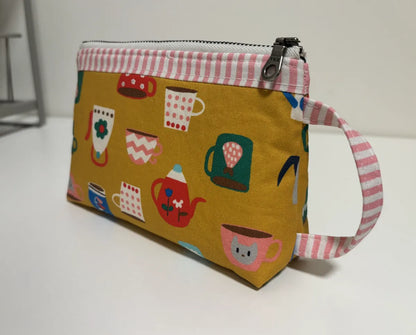 Small Zipper Pouch for Makeup or Travel